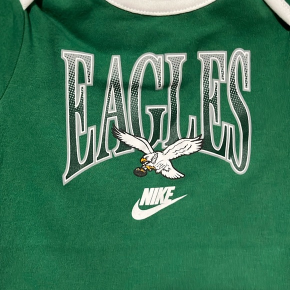 Philadelphia Eagles, Nike 3 piece creeper set, NWOT 3/6 months - Picture 3 of 6